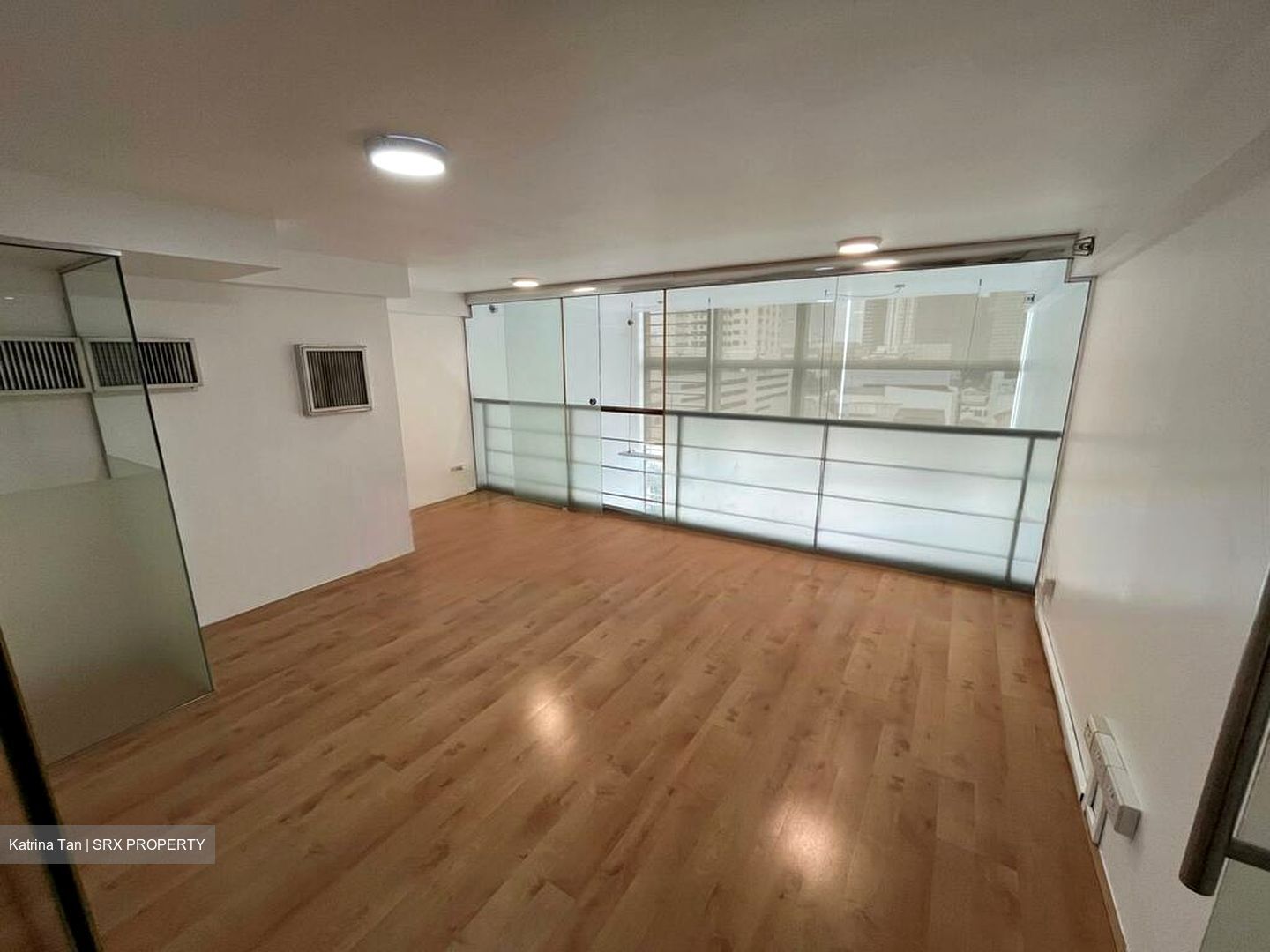 High Street Centre (D6), Office #608434891